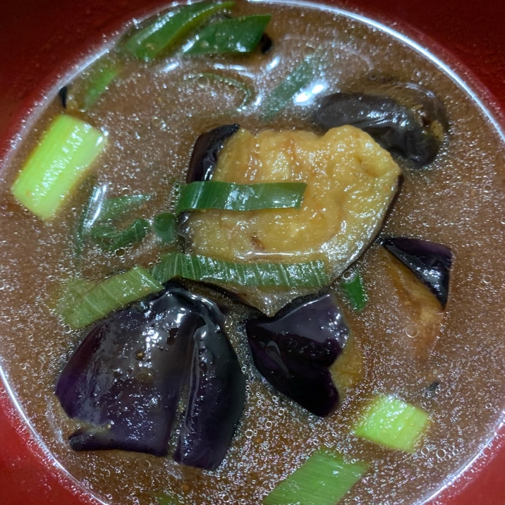 揚げなすの味噌汁